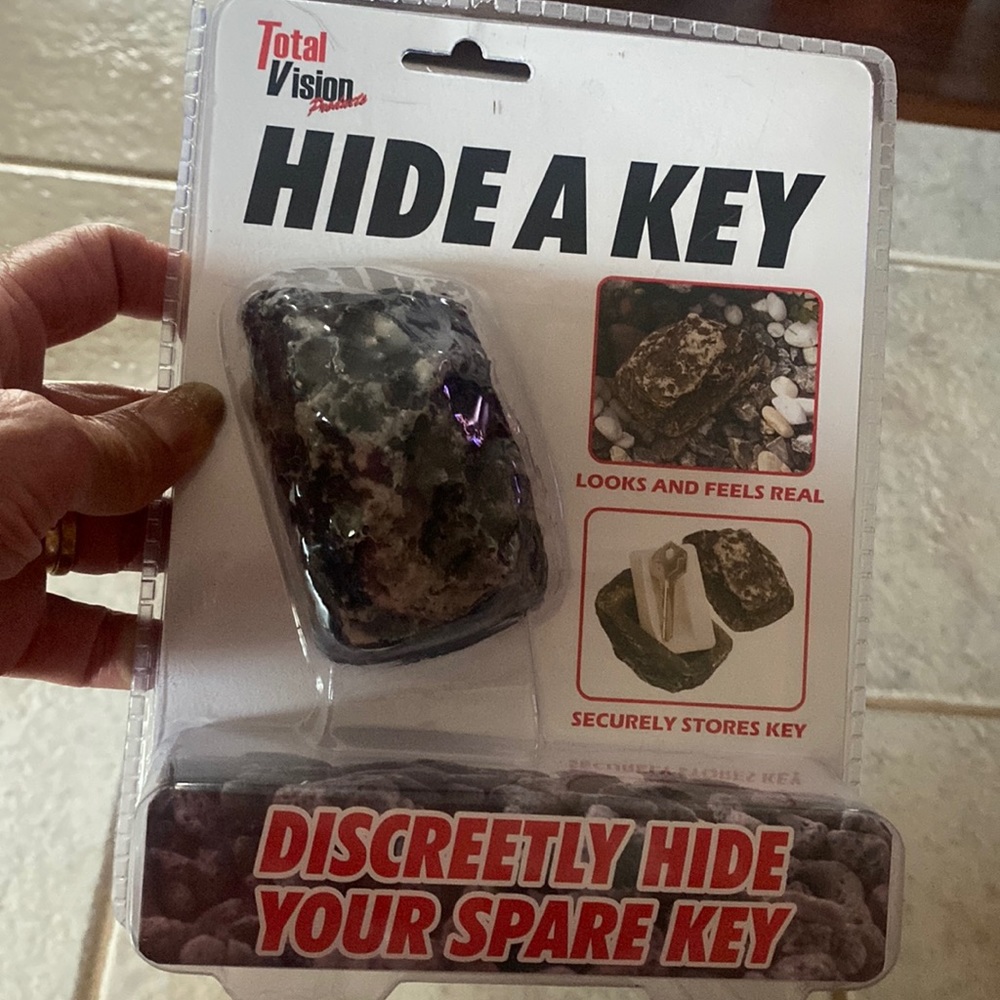 New in package Total Vision Hide A Key, use to hide your house key outside